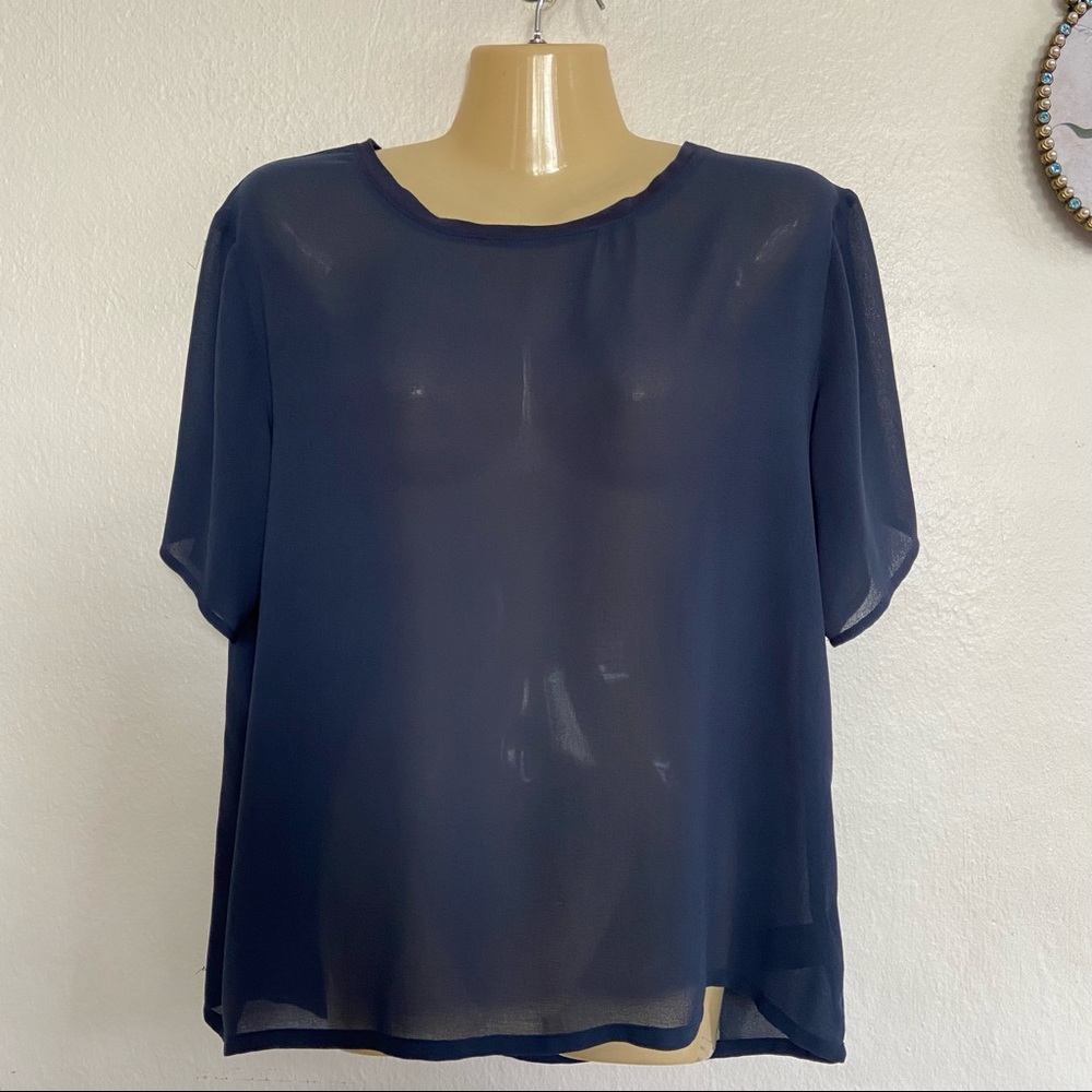 David Lerner NY Zip Back Crew Neck Short Sleeve Top